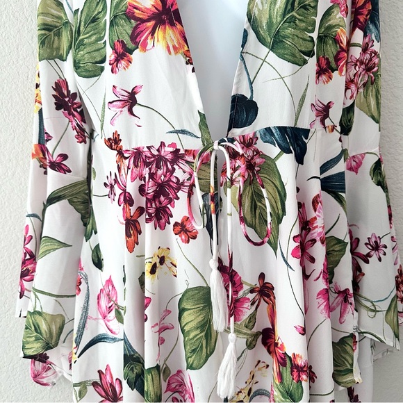 Tropical Bell Sleeve Kimono Top - Picture 6 of 8